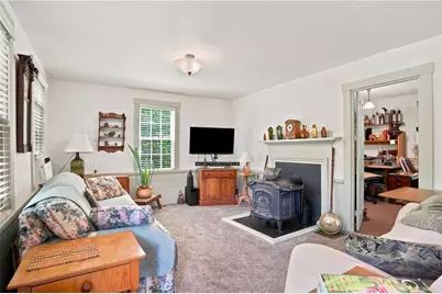 362 Abbott Run Valley Road, Cumberland, RI 02864 - Photo 17