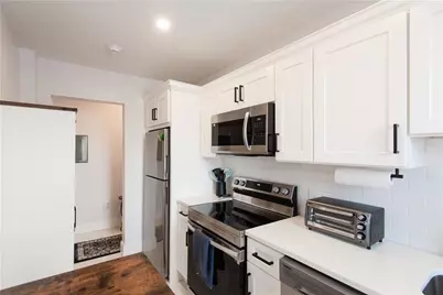 131 Broadway #2, Newport, RI 02840 - Photo 17