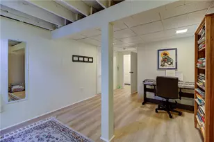 47 Wyndham Ave, Providence, RI 02908 - Photo 15