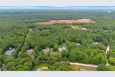 50 Highland Woods Drive, East Greenwich, RI 02818 - Photo 9
