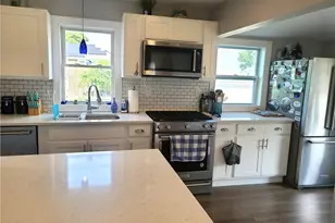98 Alden Ave, Warwick, RI 02889 - Photo 9