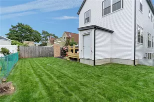 80 Packard St, Cranston, RI 02910 - Photo 37
