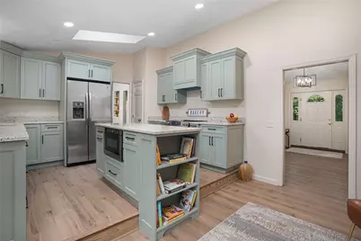 690 Major Potter Road, Warwick, RI 02886 - Photo 5