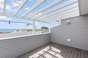 21 Beach St, Narragansett, RI 02882 - Photo 21