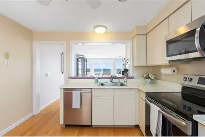 21 Beach Street, Narragansett, RI 02882 - Photo 27