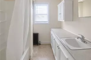 866 Weeden St, Pawtucket, RI 02860 - Photo 9