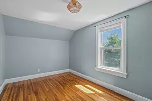 81 9th St, East Providence, RI 02914 - Photo 35