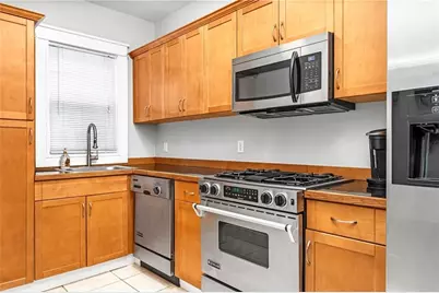 2 Poplar Street #1, Providence, RI 02906 - Photo 7