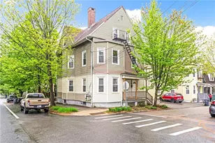 2 Poplar St, Providence, RI 02906 - Photo 3