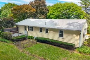 133 Sage Dr, Warwick, RI 02886 - Photo 5