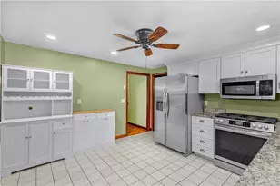 133 Sage Dr, Warwick, RI 02886 - Photo 11