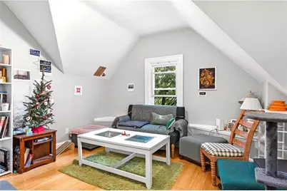 4 Poplar Street #3, Providence, RI 02906 - Photo 9