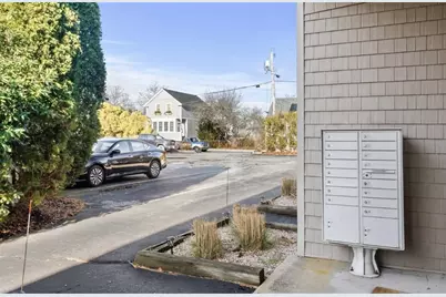 26 West Narragansett Avenue #3, Newport, RI 02840 - Photo 13