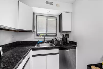 650 Greenwich Avenue #6-204, West Warwick, RI 02893 - Photo 11