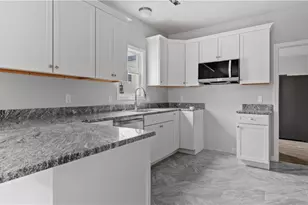 31 Greenville Ave, Johnston, RI 02919 - Photo 3