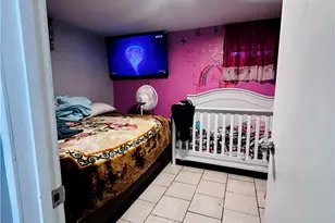 14 Hilarity St, Providence, RI 02909 - Photo 15
