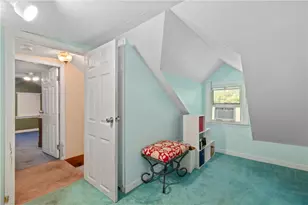 101 Hopkins Ave, Johnston, RI 02919 - Photo 17