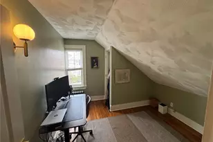 85 Ferris St, Pawtucket, RI 02861 - Photo 15