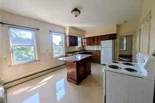 16 Colony St, Cranston, RI 02920 - Photo 13