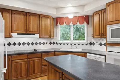 7 Foxwood Drive, Lincoln, RI 02865 - Photo 7
