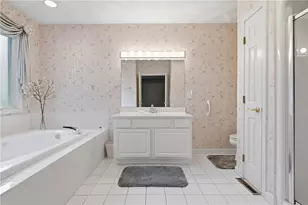 7 Foxwood Dr, Lincoln, RI 02865 - Photo 23