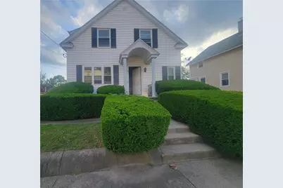 10 Standish Avenue, Providence, RI 02908 - Photo 1