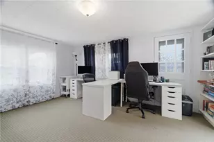 282 Ronald Ave, Cumberland, RI 02864 - Photo 9
