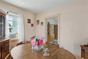 304 Indiana Ave, Providence, RI 02905 - Photo 13