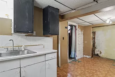 304 Indiana Avenue, Providence, RI 02905 - Photo 43