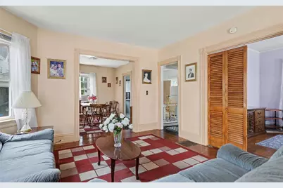 304 Indiana Avenue, Providence, RI 02905 - Photo 9