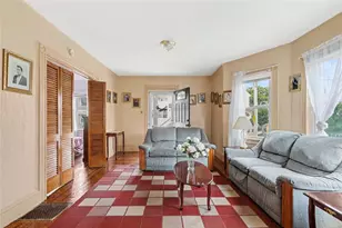 304 Indiana Ave, Providence, RI 02905 - Photo 11