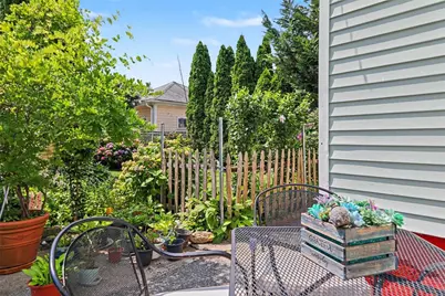 304 Indiana Avenue, Providence, RI 02905 - Photo 49