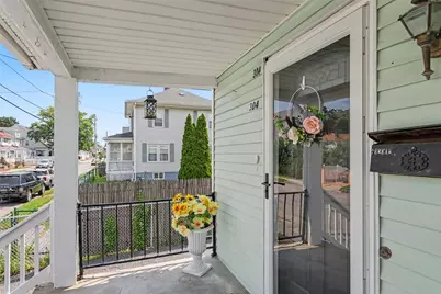 304 Indiana Avenue, Providence, RI 02905 - Photo 7