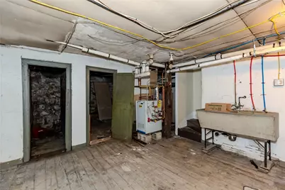 60 Greene Street, Woonsocket, RI 02895 - Photo 25