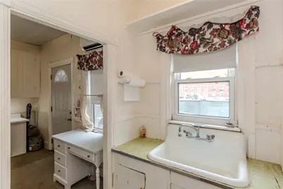 60 Greene Street, Woonsocket, RI 02895 - Photo 39