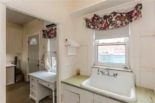 60 Greene St, Woonsocket, RI 02895 - Photo 39