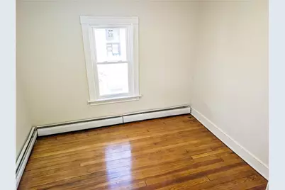 212 Roosevelt Street, Providence, RI 02909 - Photo 7