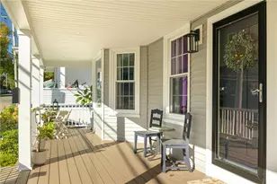 10 Champlin St, Newport, RI 02840 - Photo 5