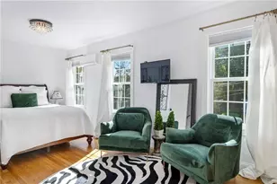 10 Champlin St, Newport, RI 02840 - Photo 19
