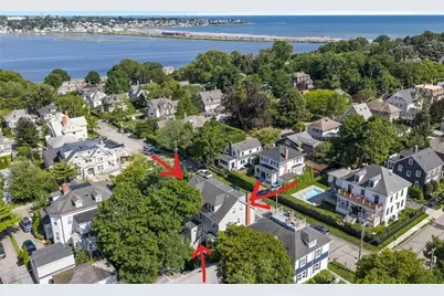 10 Champlin Street #10, Newport, RI 02840 - Photo 3