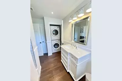 24 Anthony Street, Newport, RI 02840 - Photo 21