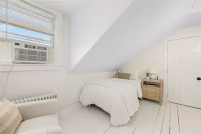 27 Dean Avenue #3, Newport, RI 02840 - Photo 17
