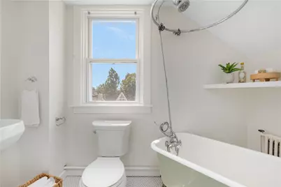 27 Dean Avenue #3, Newport, RI 02840 - Photo 19
