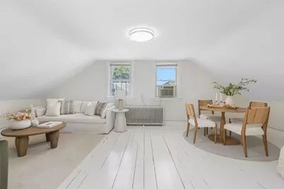 27 Dean Avenue #3, Newport, RI 02840 - Photo 3