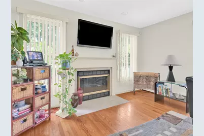 63 Derbyshire Drive, Cranston, RI 02921 - Photo 17