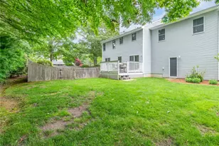 63 Derbyshire Dr, Cranston, RI 02921 - Photo 35