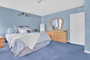 63 Derbyshire Dr, Cranston, RI 02921 - Photo 29