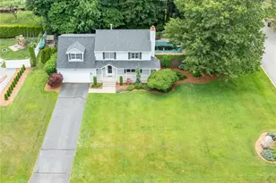 63 Derbyshire Dr, Cranston, RI 02921 - Photo 7
