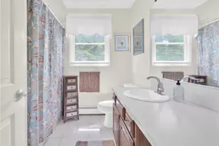 63 Derbyshire Dr, Cranston, RI 02921 - Photo 27