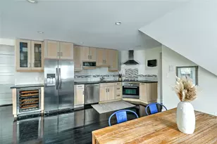 26 S Angell St, Providence, RI 02906 - Photo 19